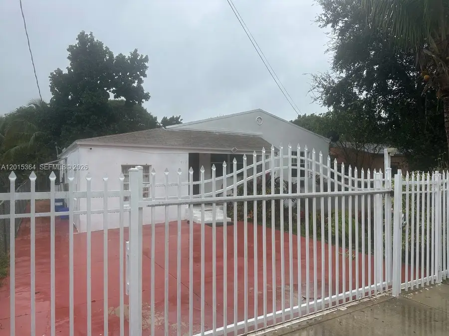 410 NW 98th St, Miami, FL 33150 - #2