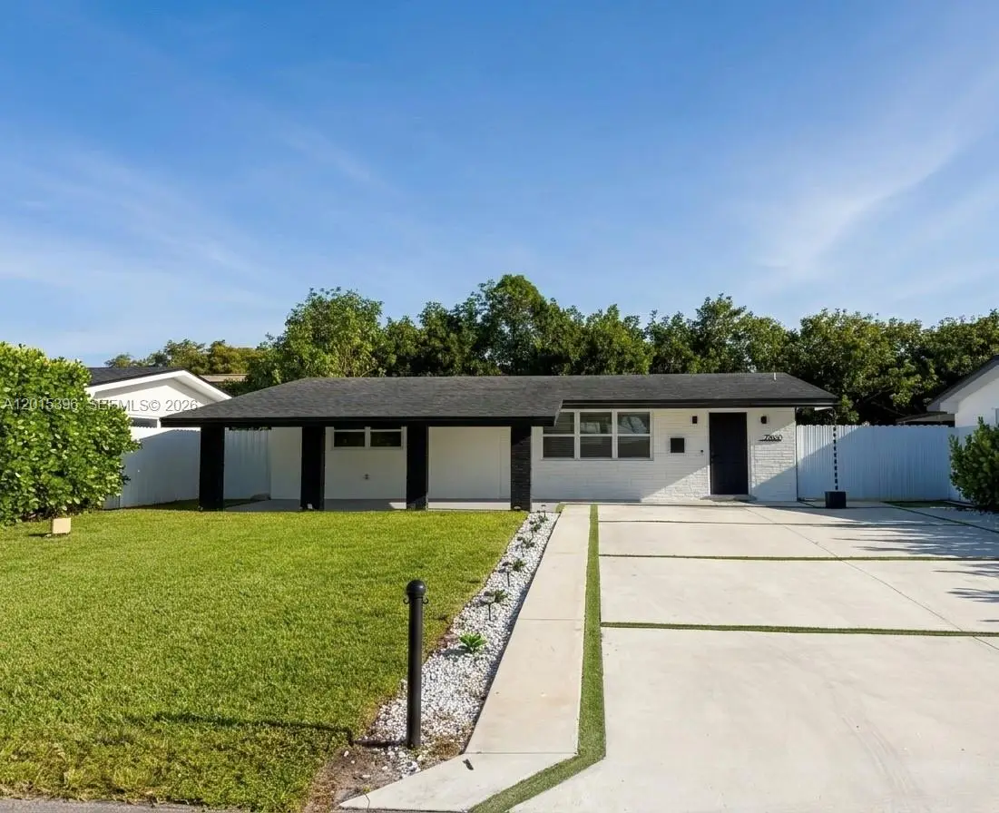 7860 NW 10th St, Pembroke Pines, FL 33024 - #1