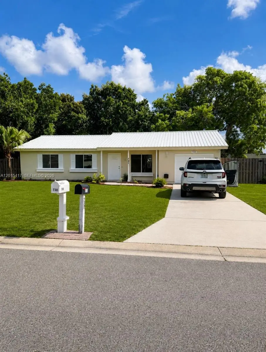 731 SW 24th St Sw, Vero Beach, FL 32962 - #1