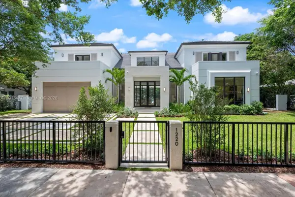 1220 S Alhambra Cir, Coral Gables, FL 33146