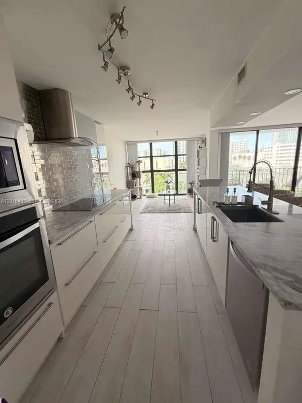 400 Leslie Dr #508, Hallandale Beach, FL 33009