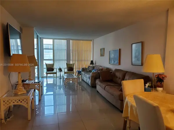 Address Withheld By Seller, Hallandale Beach, FL 33009
