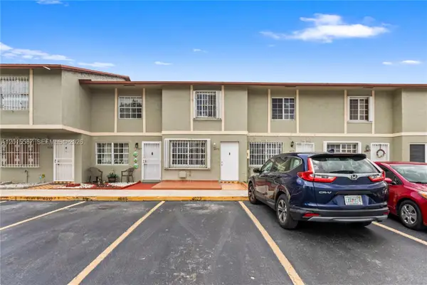 4079 W 9th Ln #74, Hialeah, FL 33012