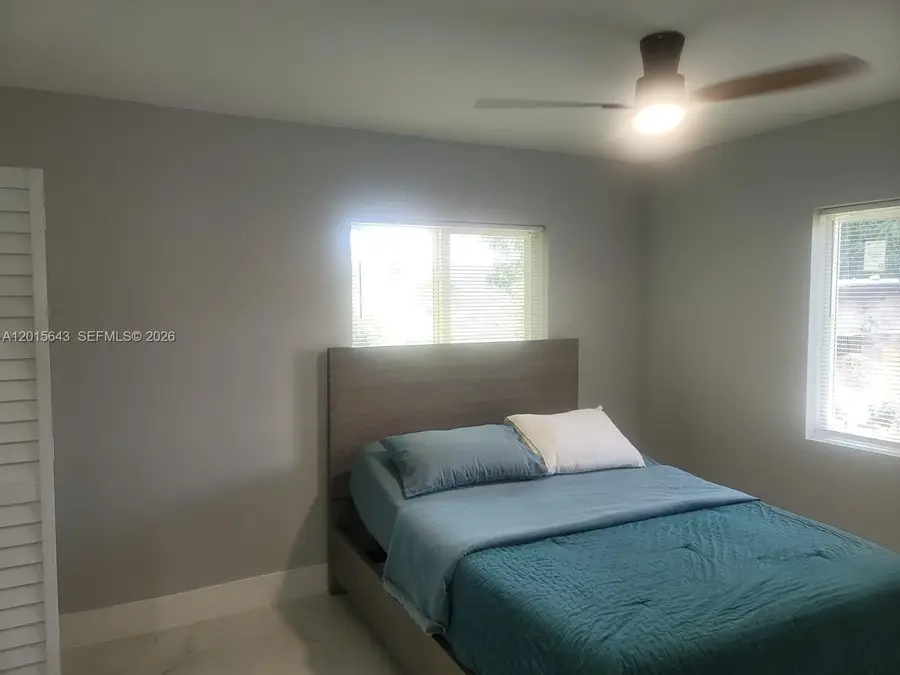 266 NE 162nd St, Miami, FL 33162 - #3