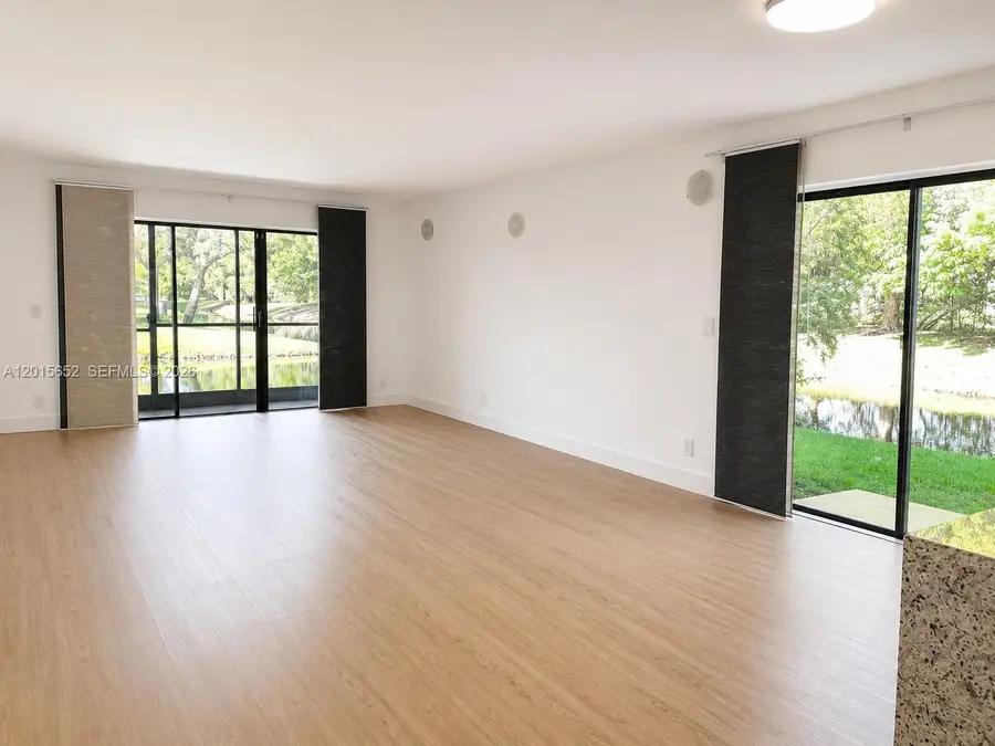 439 Lakeview Dr #106, Weston, FL 33326 - #3