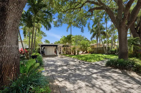 636 NE 17th Ter, Fort Lauderdale, FL 33304