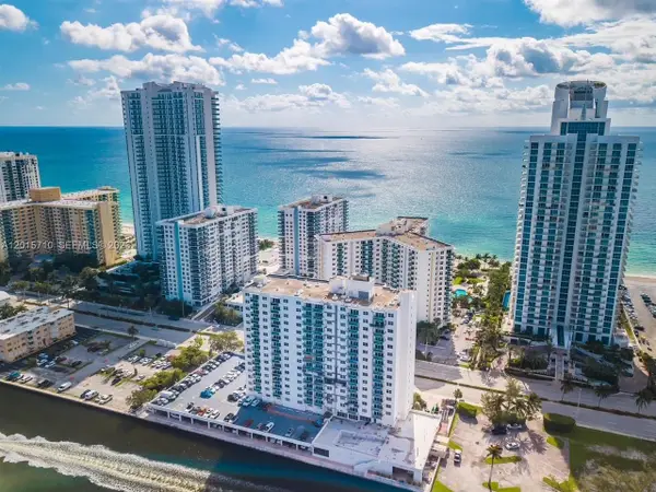 3001 S Ocean Dr #703, Hollywood, FL 33019