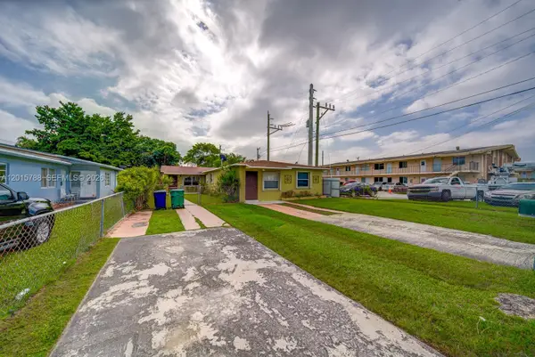 7358 - 7360 SW 23rd St, Miami, FL 33155