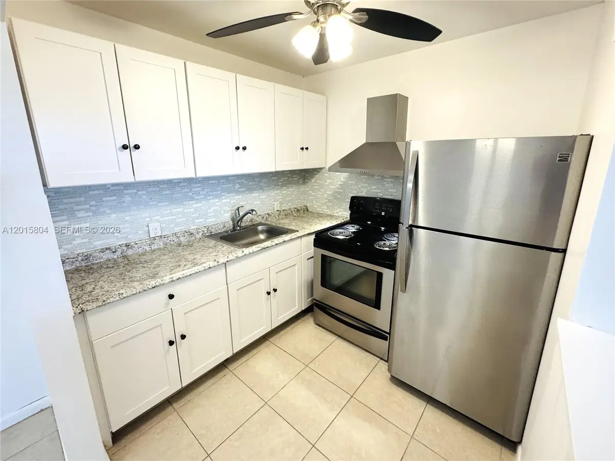 138 Fanshaw #D, Boca Raton, FL 33434 - #1