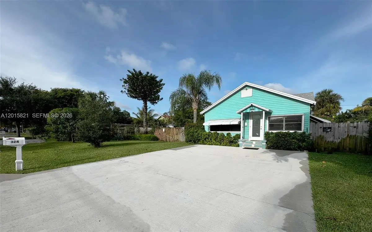 324 SW 3rd Ave, Delray Beach, FL 33444 - #1