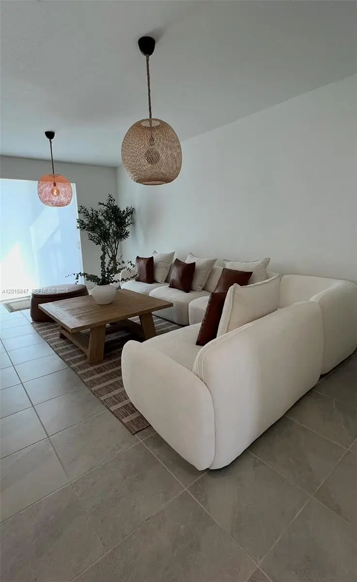 686 SE 13th Ct, Homestead, FL 33034 - #3