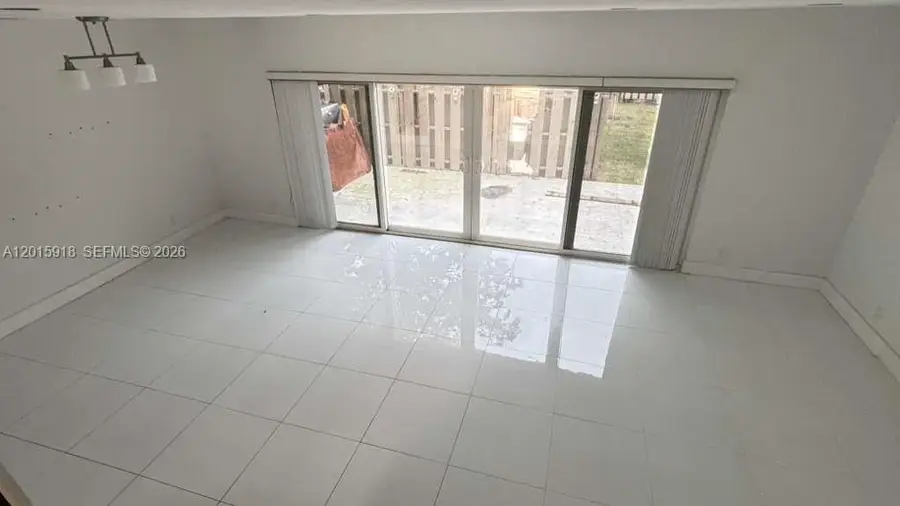 8195 NW 8th Manor #3, Plantation, FL 33324 - #3