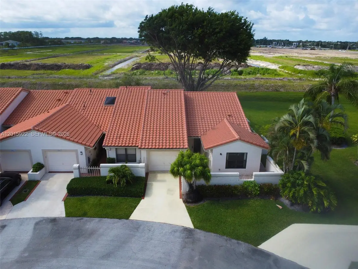 20013 Mona Cir, Boca Raton, FL 33434 - #1