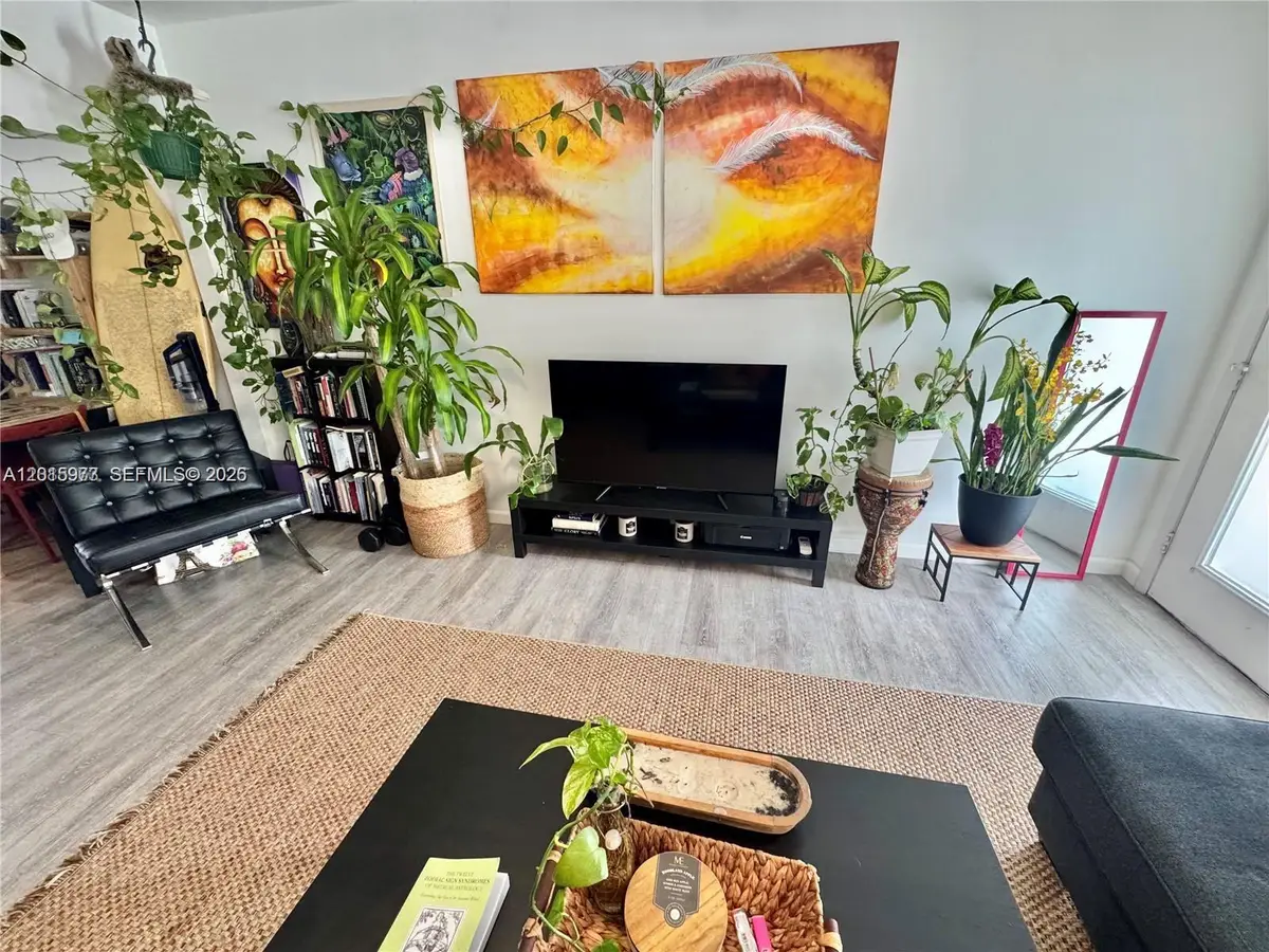 330 74th St #15, Miami Beach, FL 33141 - #1
