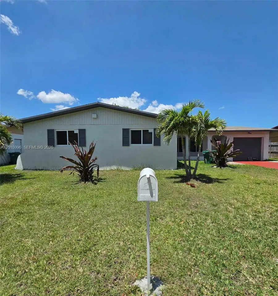 11941 SW 200th St, Miami, FL 33177 - #2