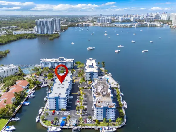 16565 NE 26th Ave #2B, North Miami Beach, FL 33160