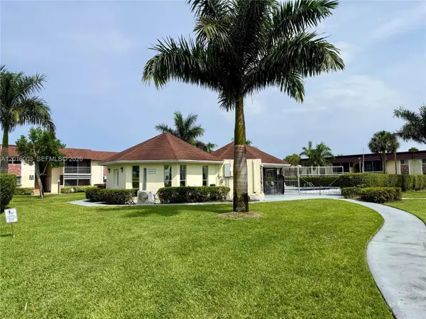 22805 SW 66th Ave #208, Boca Raton, FL 33428