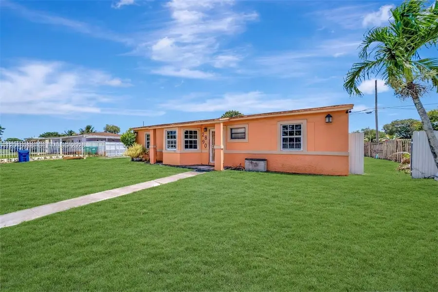 2890 NW 160th St, Miami Gardens, FL 33054 - #3