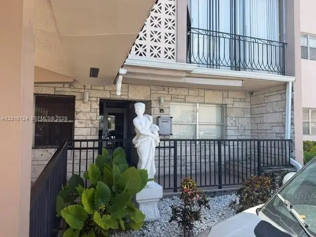3640 NW 9th St #201, Miami, FL 33125 - #1