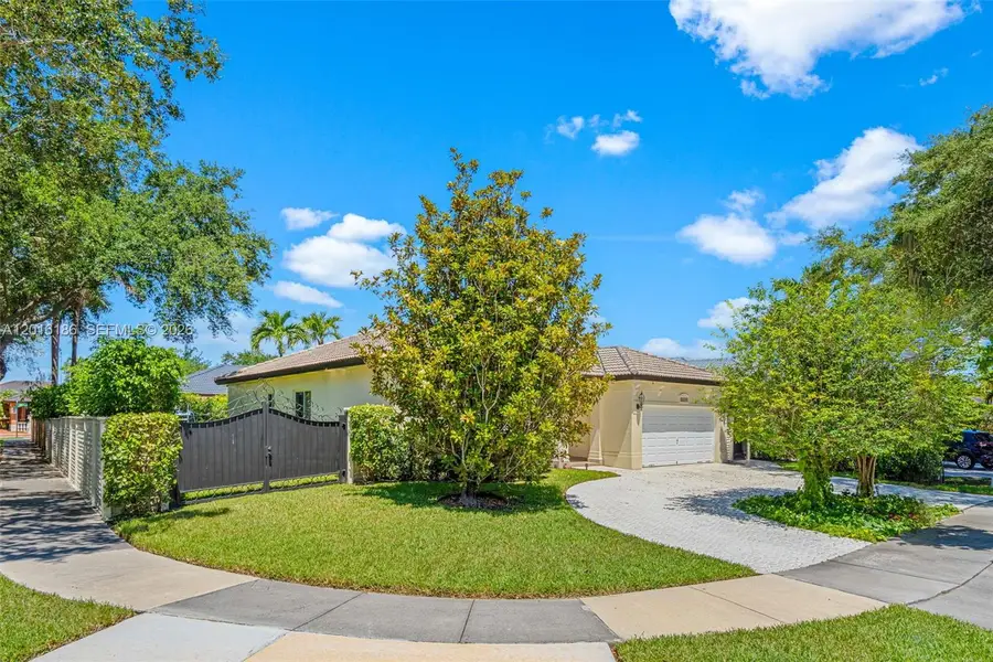 16238 NW 91st Ave, Miami Lakes, FL 33018 - #3