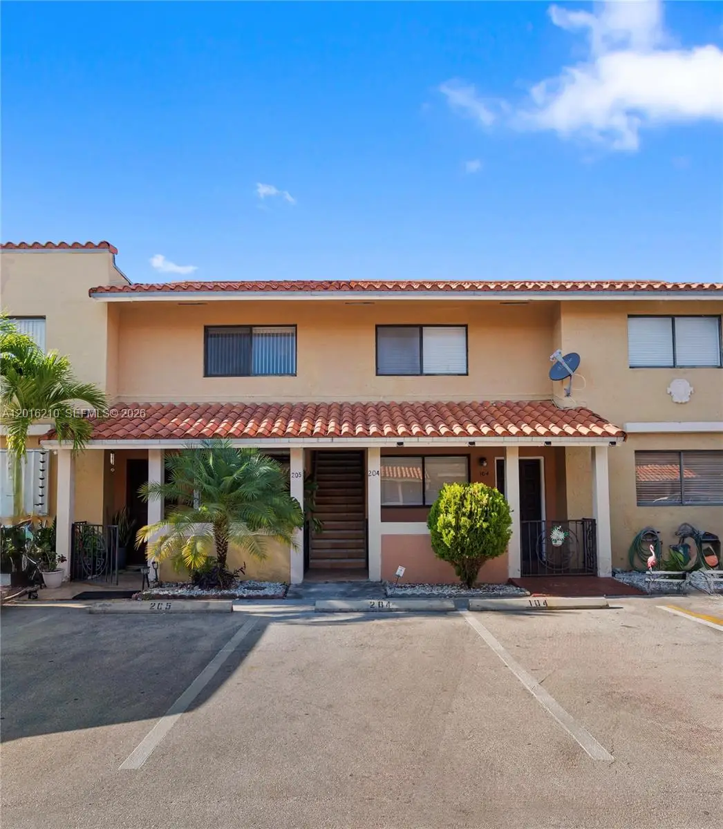 2735 W 60th Pl #204, Hialeah, FL 33016 - #1