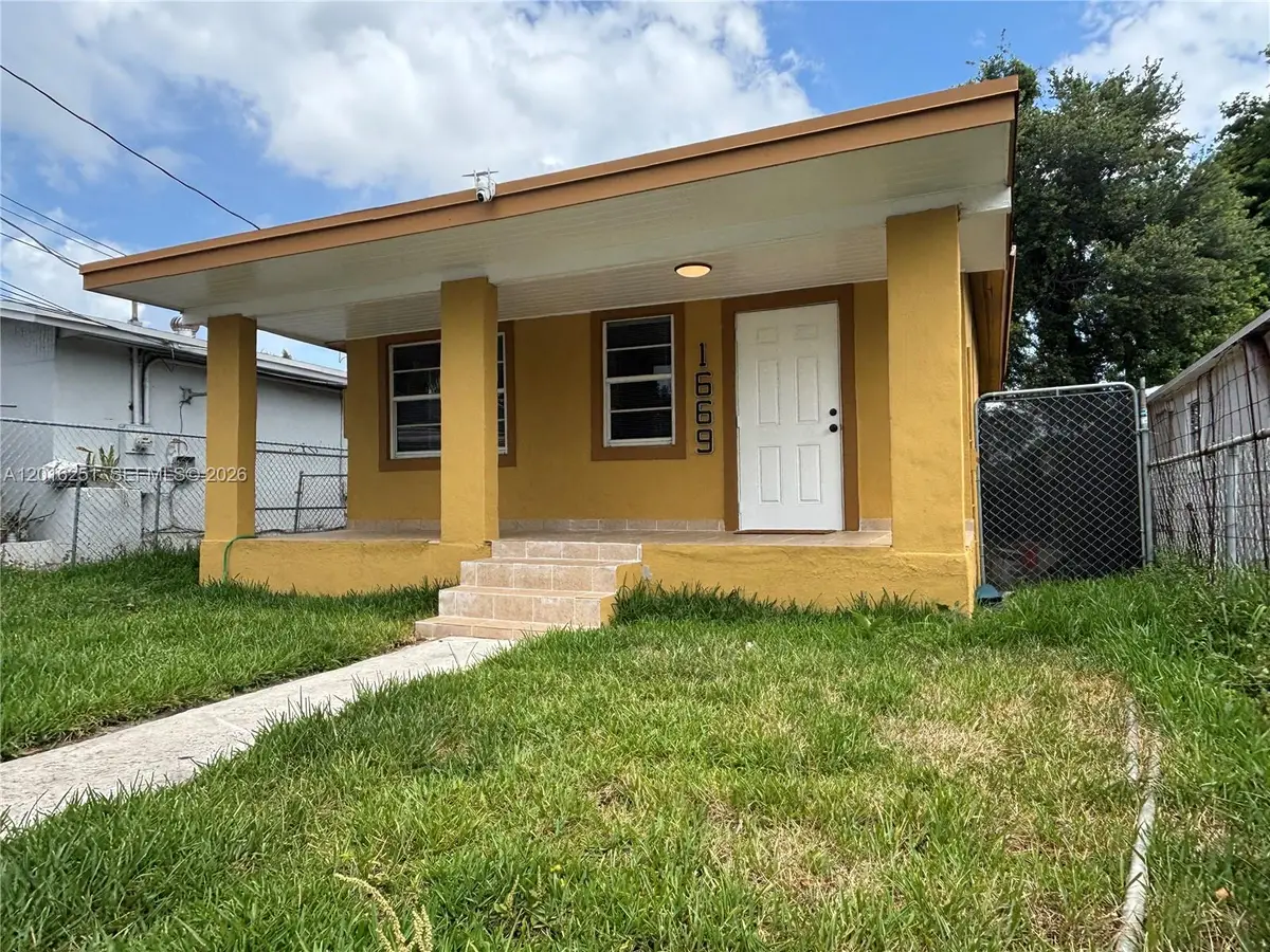 1669 NW 70th St, Miami, FL 33147 - #1