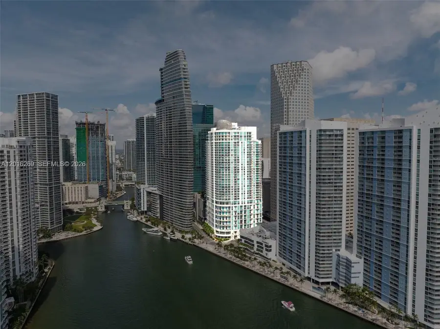 300 S Biscayne Blvd #L-L02, Miami, FL 33131 - #2