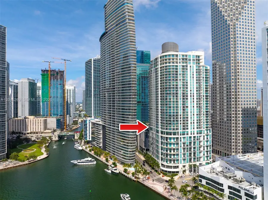 300 S Biscayne Blvd #L-L02, Miami, FL 33131 - #3