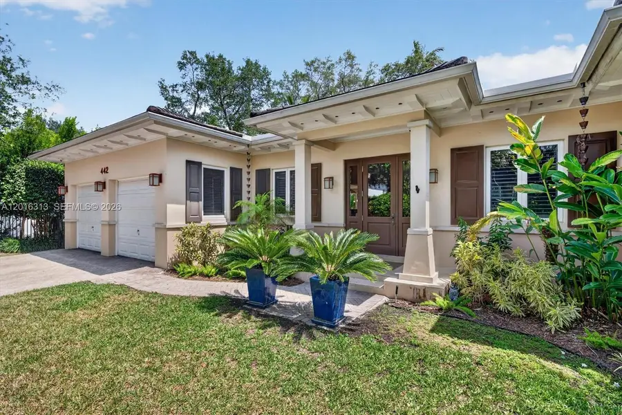 442 Amalfi Ave, Coral Gables, FL 33146 - #2