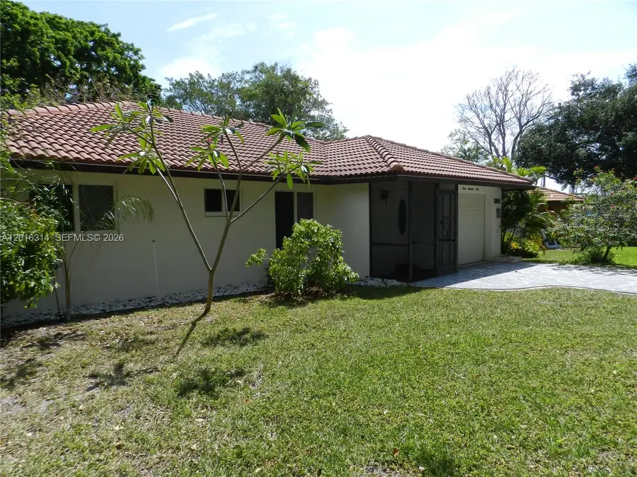 305 NW 42nd St, Boca Raton, FL 33431 - #3