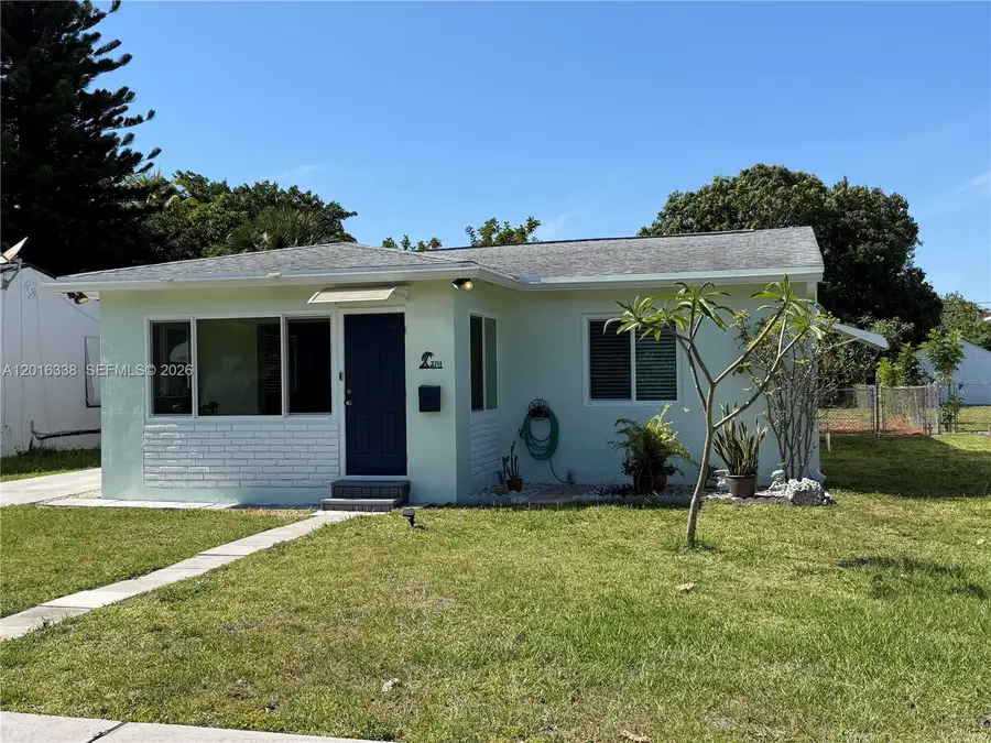 2711 Adams St, Hollywood, FL 33020 - #3
