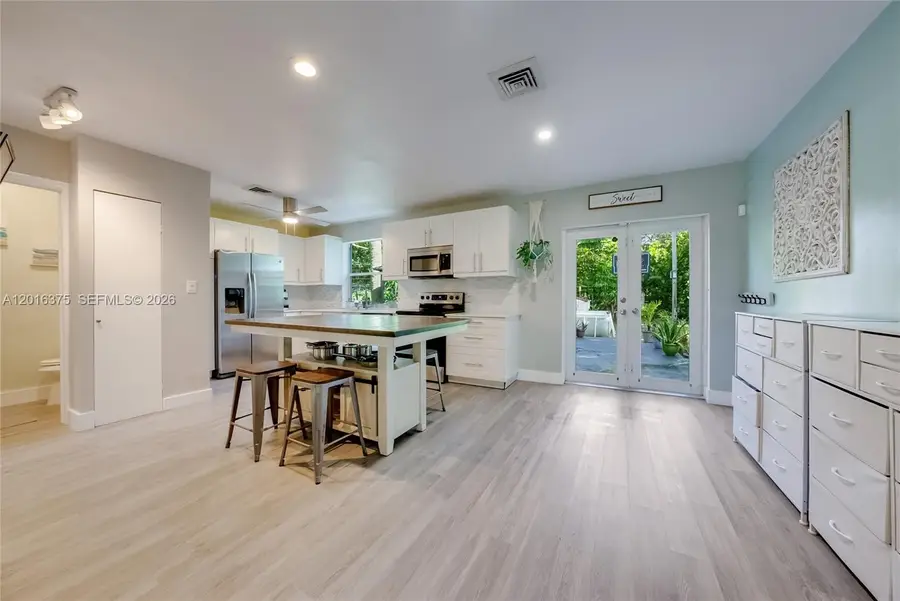 2747 Dewey St, Hollywood, FL 33020 - #3