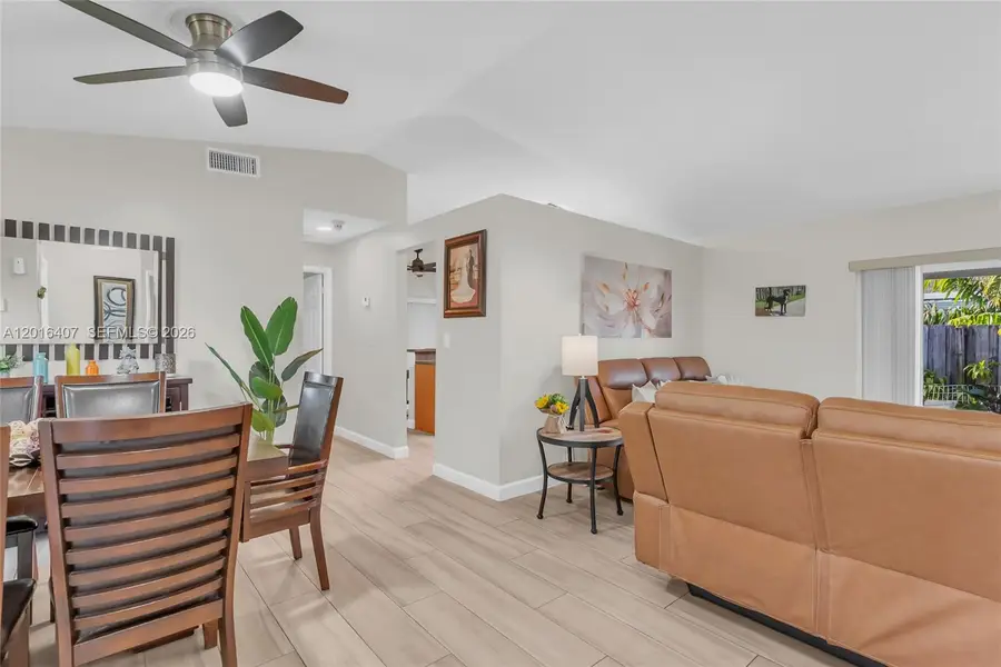 8266 NW 192nd Ter, Hialeah, FL 33015 - #3