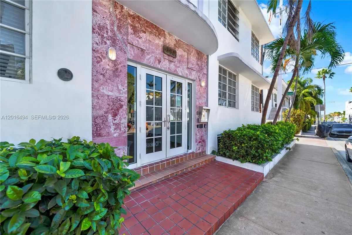 610 8th St #102, Miami Beach, FL 33139 - #1