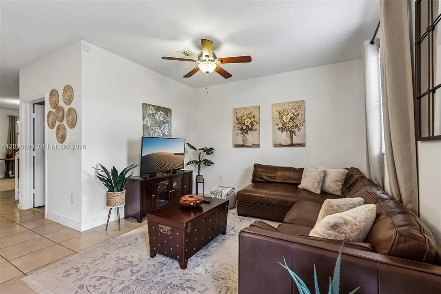 284 SE 37th Ter, Homestead, FL 33033 - #3