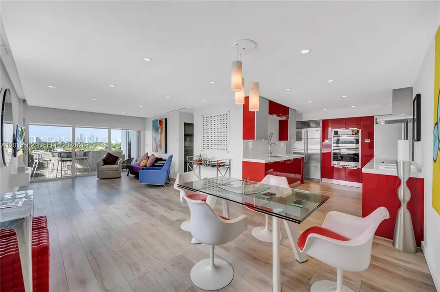 3 Island Ave #08I, Miami Beach, FL 33139 - #2