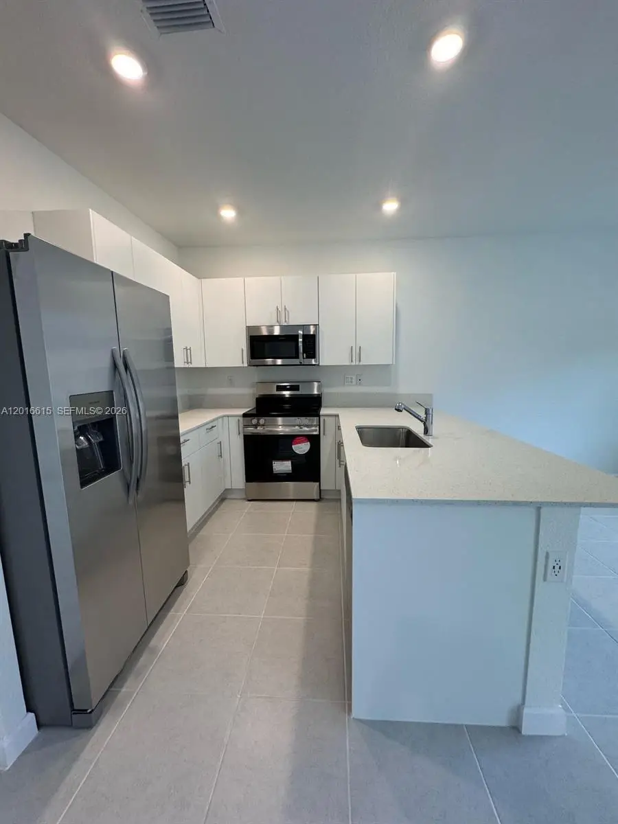 663 SE 13th St Cir, Homestead, FL 33034 - #3