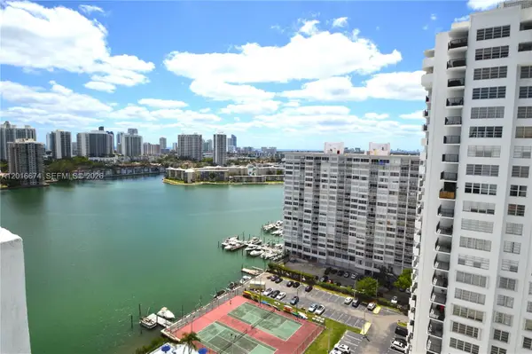 2780 NE 183rd St #PH04, Aventura, FL 33160