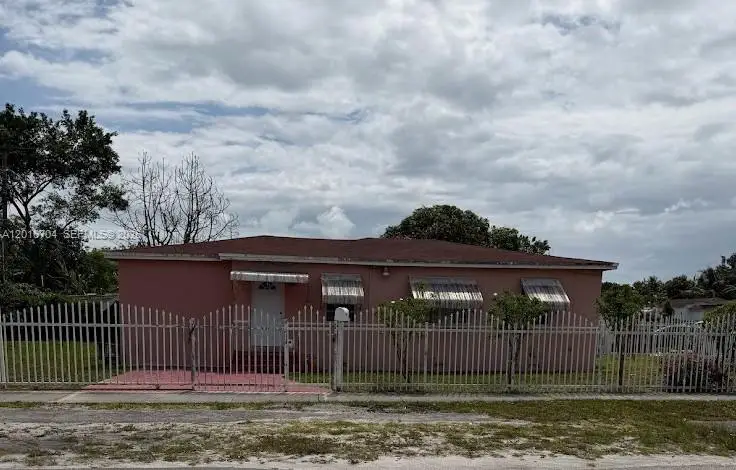 Address Withheld By Seller, Miami, FL 33168 - #1