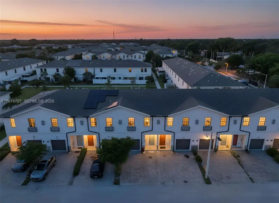 1130 SW 6th Ct, Homestead, FL 33034 - #2