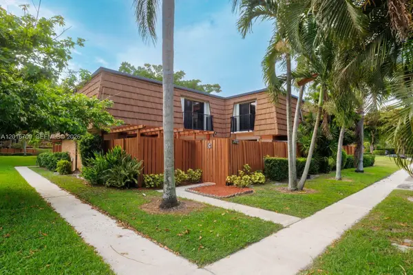9126 SW 20th Pl #C, Davie, FL 33324