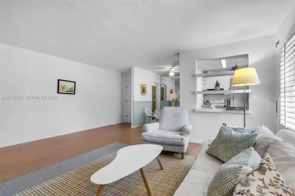 255 Sunrise Dr, Key Biscayne, FL 33149