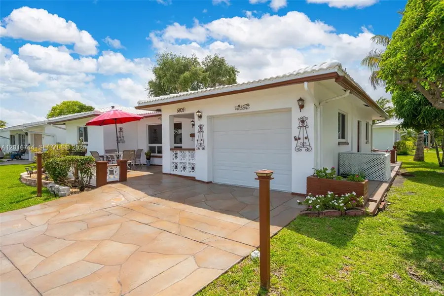 5809 NW 83rd Ave, Tamarac, FL 33321 - #2