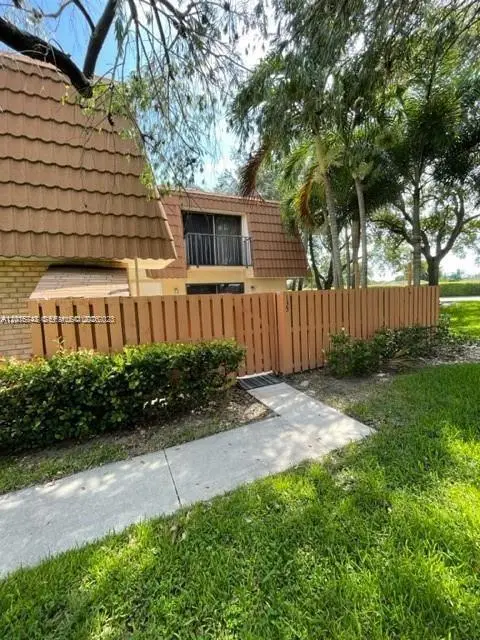 135 Heritage Way, West Palm Beach, FL 33407 - #1