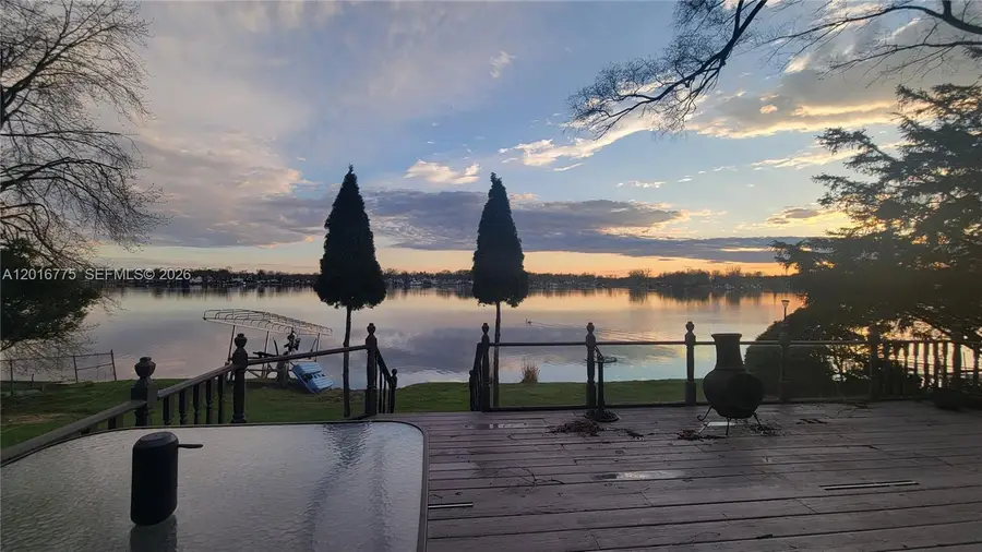 605 Hilltop Drive, White Lake, MI 48386 - #3