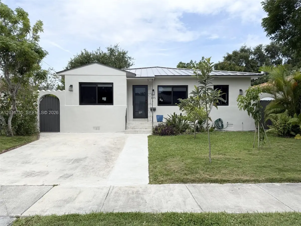 1871 SW 23rd St, Miami, FL 33145 - #1