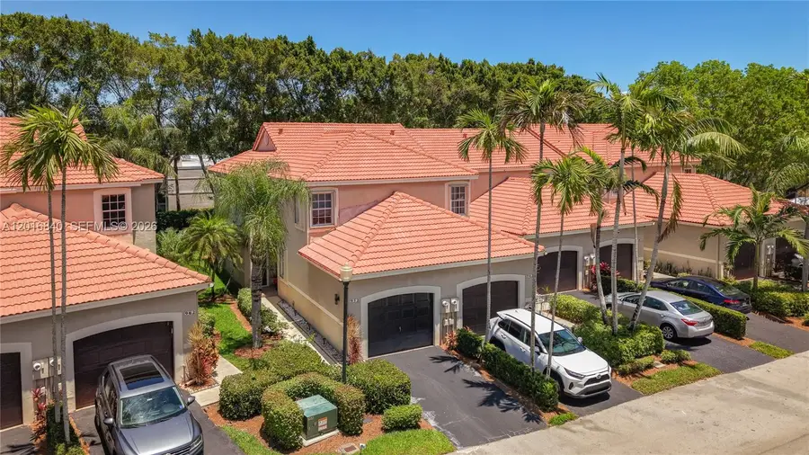 952 Sevilla Cir, Weston, FL 33326 - #2
