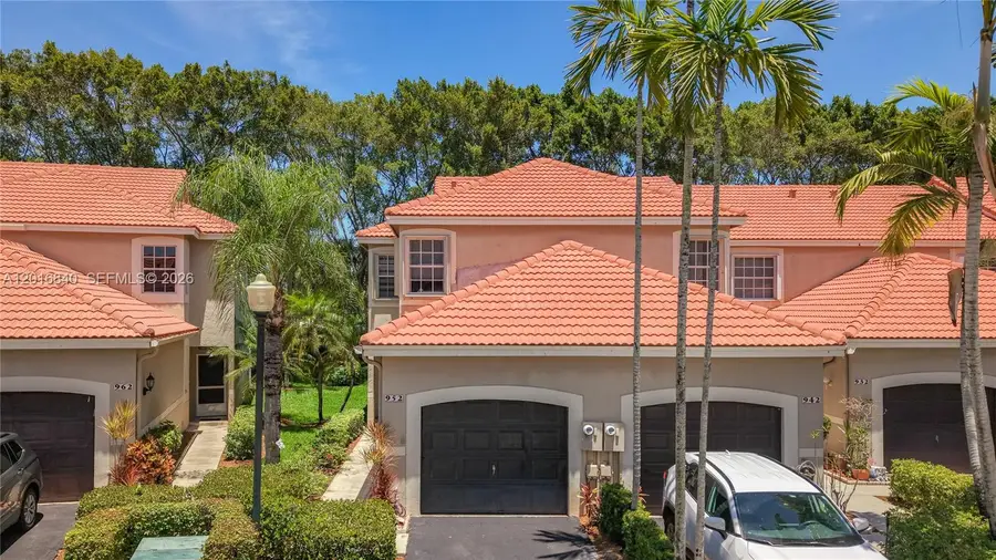 952 Sevilla Cir, Weston, FL 33326 - #3