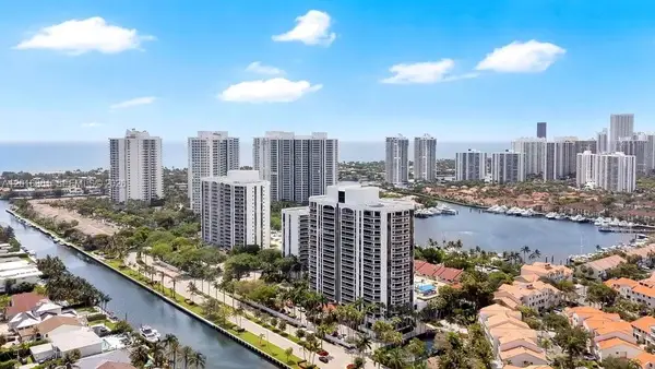 3600 Yacht Club Dr #1801, Aventura, FL 33180