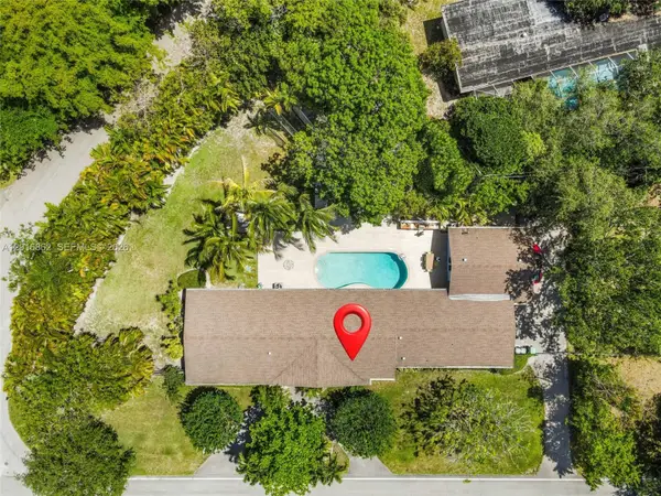 7800 SW 132nd St, Pinecrest, FL 33156